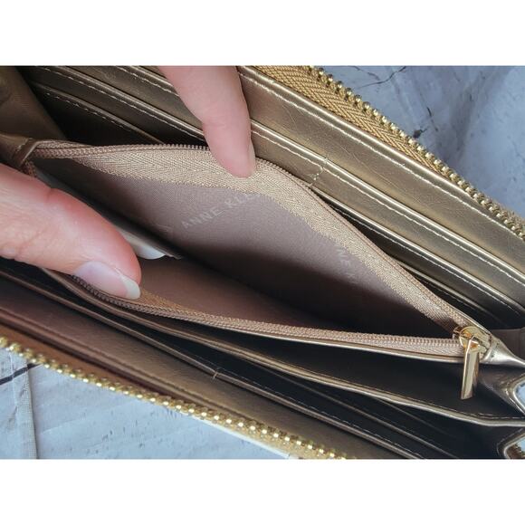 Anne Klein Cork with White Leather Wallet Wristlet READ - Picture 14 of 14